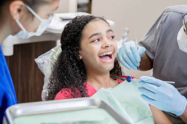 Best Emergency Dental Care for Broken or Chipped Teeth in Jewett City, CT
